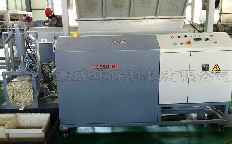 哈爾濱聚氨酯壓實(shí)機(jī)應(yīng)用