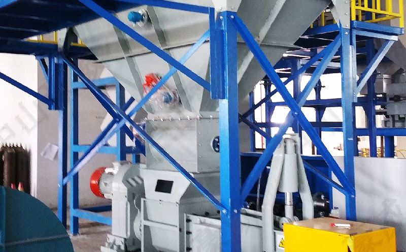 天津聚氨酯泡棉壓實(shí)機(jī)生產(chǎn)線2